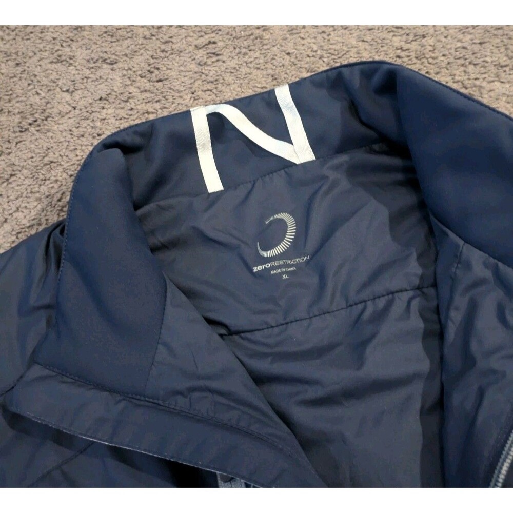 Zero Restriction Primaloft Lightweight Hybrid Ful… - image 4